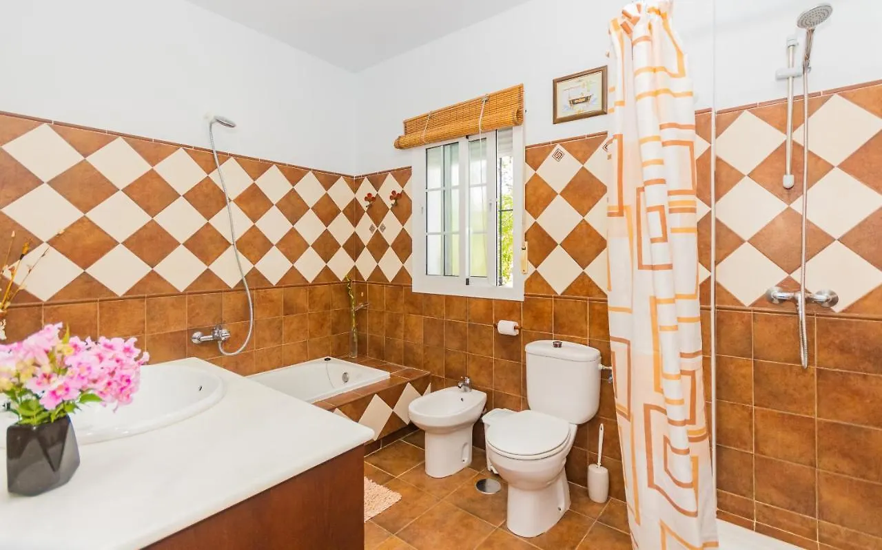 Cubo'S Casa Los Suenos Coin Holiday home